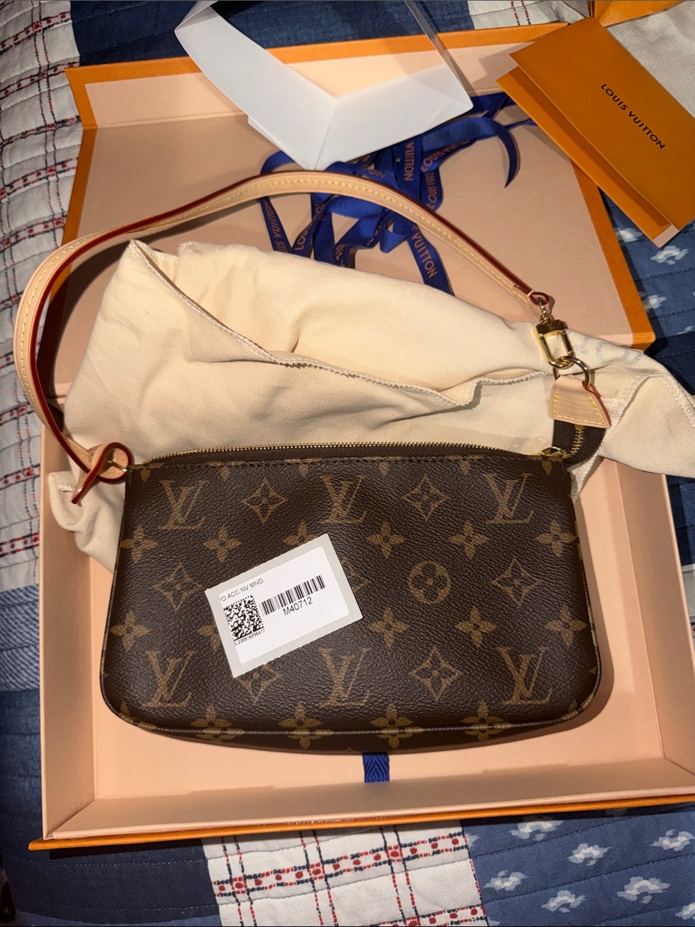 Louis Vuitton M40712 Monogram Shoulder Bag – Brand New